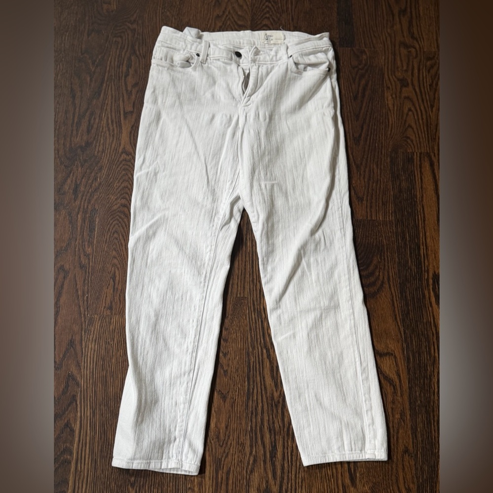 Creamy White Mid-Rise Jeans